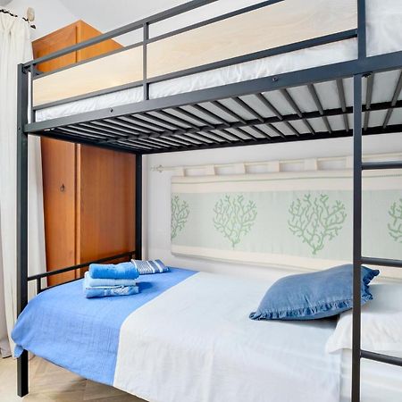 Villetta Azzurro - Sherdenia Luxury Apartments มาริเนลลา ภายนอก รูปภาพ