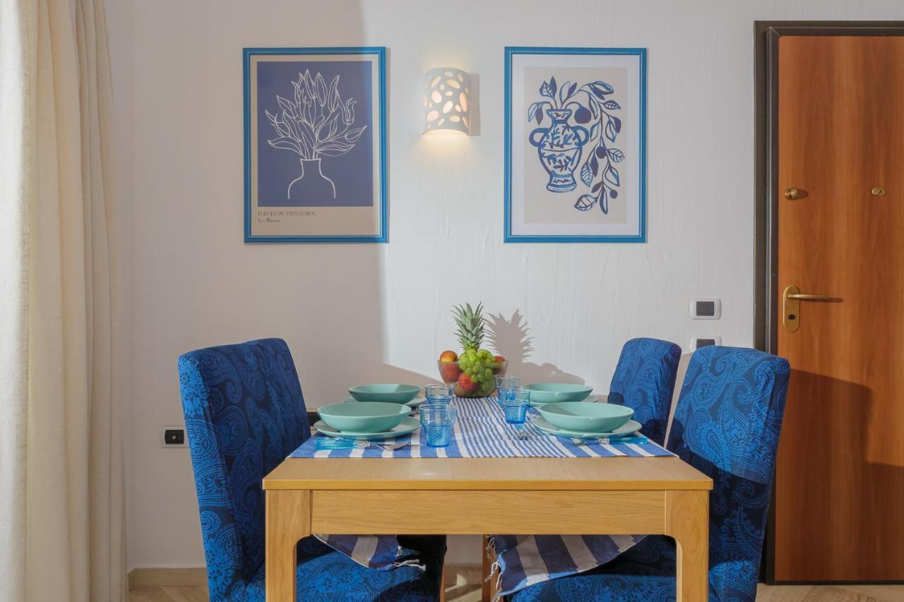 Villetta Azzurro - Sherdenia Luxury Apartments มาริเนลลา ภายนอก รูปภาพ