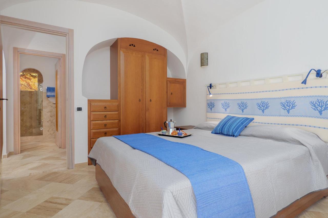 Villetta Azzurro - Sherdenia Luxury Apartments มาริเนลลา ภายนอก รูปภาพ