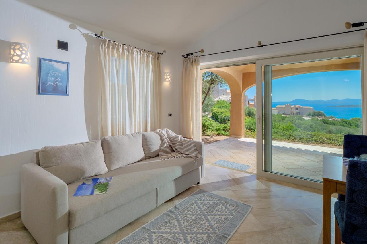 Villetta Azzurro - Sherdenia Luxury Apartments มาริเนลลา ภายนอก รูปภาพ